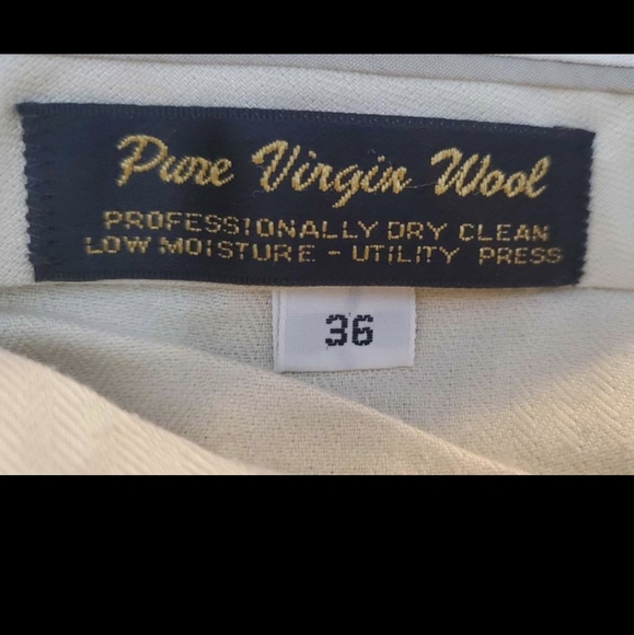 Vintage Hart Schaffner & Marx Pure Virgin Wool Pleated Pants / Size 36 x 41 - Picture 6 of 9